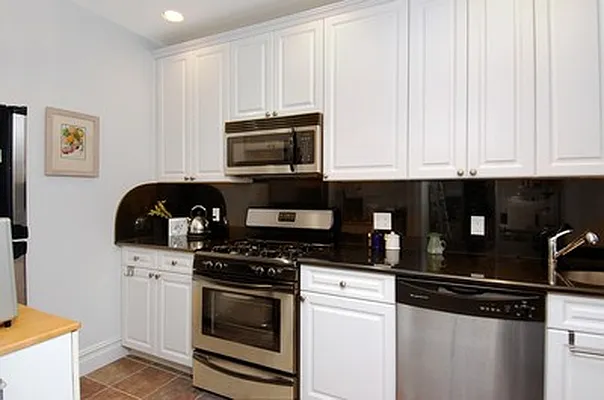 Sold by Citi Habitats | media 15