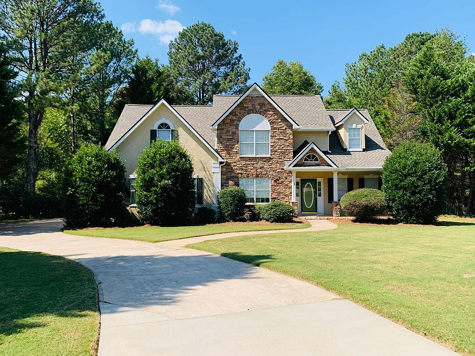 1st image of 9 Biltmore Cir