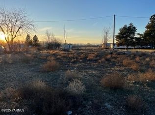 602 Butterfield Rd, Yakima, WA 98901