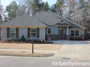 9560 Gunnison Dr, Pike Road, AL 36064