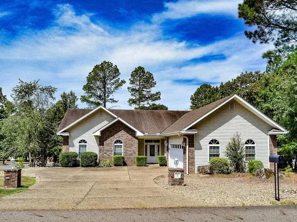 11 Iniciador Way, Hot Springs Village, AR 71909