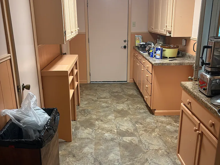 210 Curve Dr — Photo 6