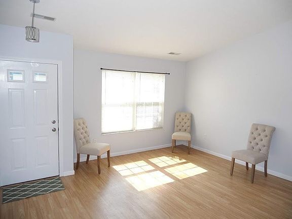 2nd image of 358 Antietam Blvd