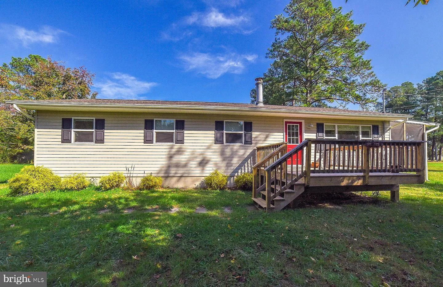 3 bed, 1248 sqft, $2,275 — Photo 1