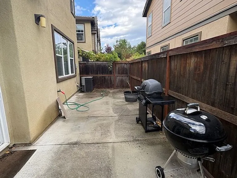 9137 Arbol Del Rosal Way — Photo 7