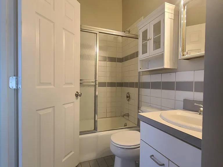 9 Vinton St #1 — Photo 20