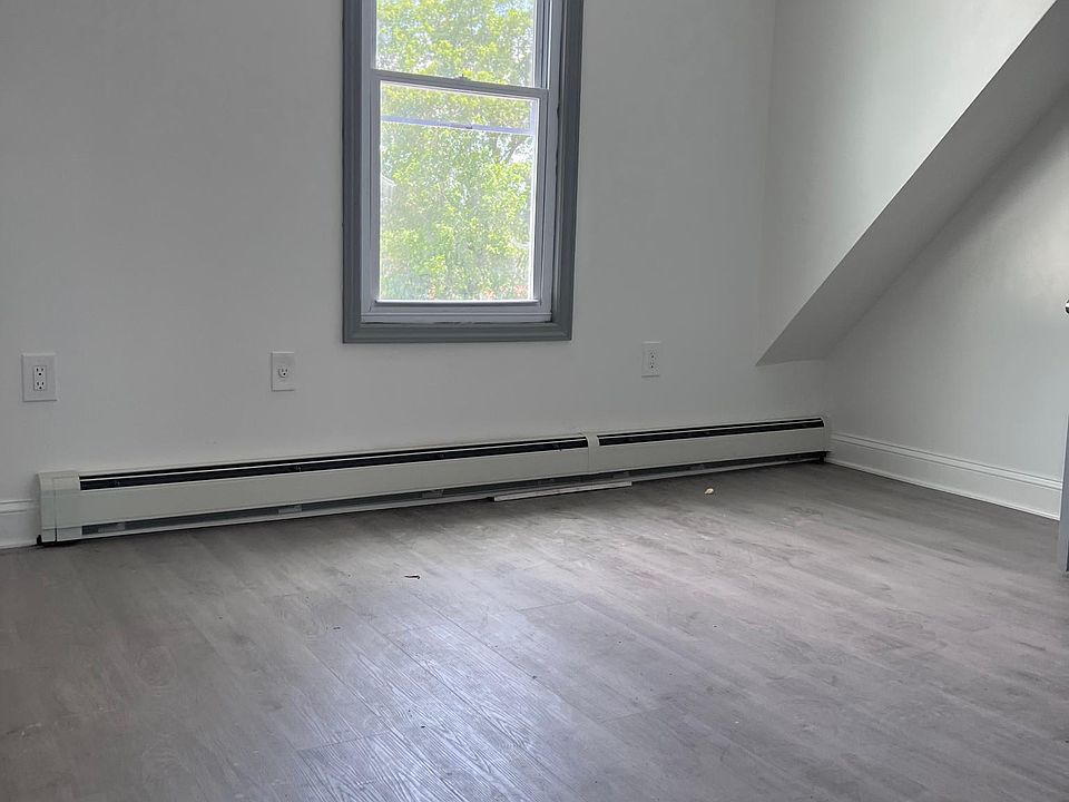 1st image of 4118 Boyd Ave #3