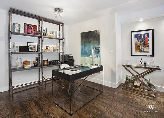 Sold by Warburg | media 28