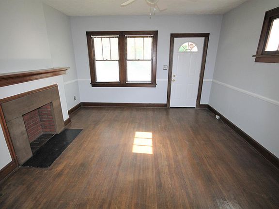4th image of 1649 W 3rd Ave
