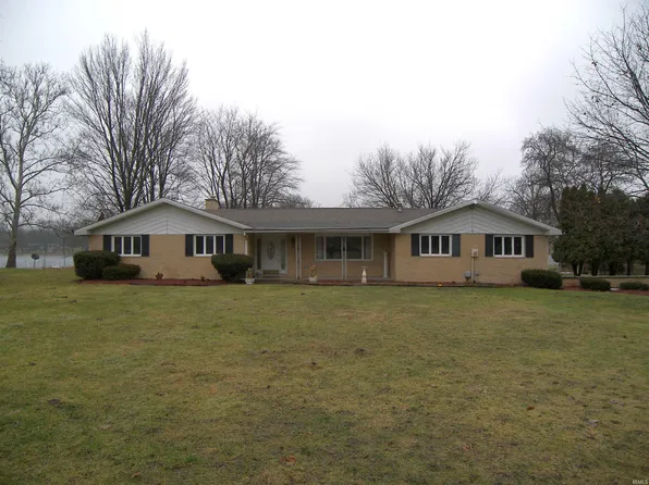 3086 S Lake Trl, Warsaw, IN 46580