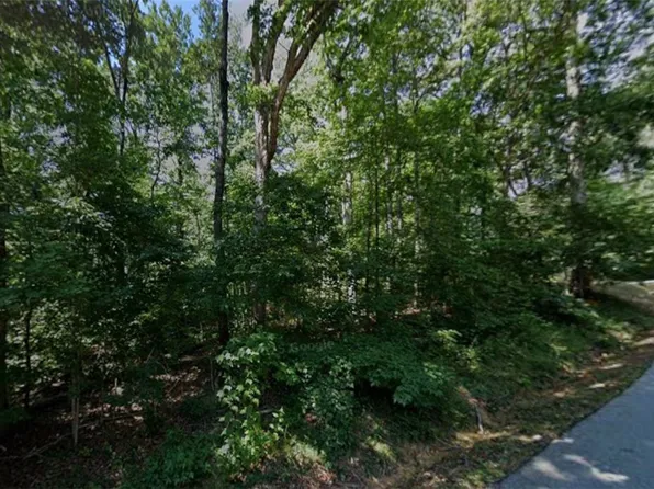 228 Shannandoah Dr, Westminster, SC 29693