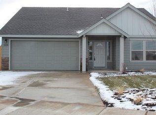 2128 NW Kilnwood Pl, Redmond, OR 97756