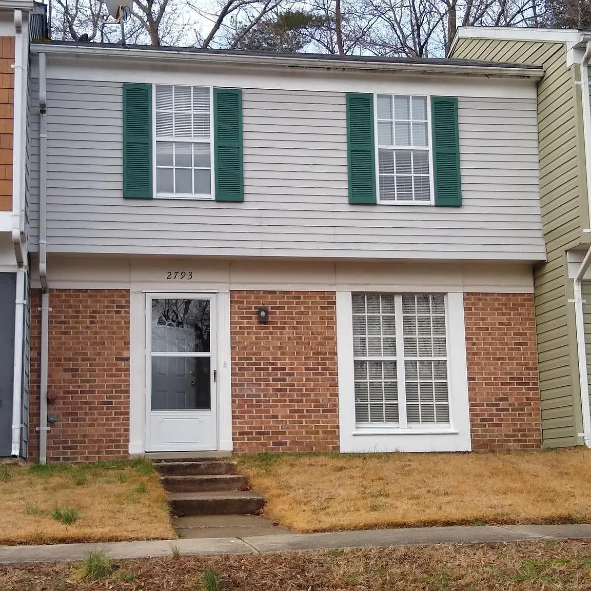 3 bed, 1.5 bath, 1056 sqft, $2,195 — Photo 1