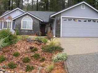 400 Glenwood Pines Ct, Grass Valley, CA 95945