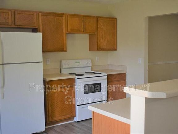 4th image of 116 Crescent Creek Ct