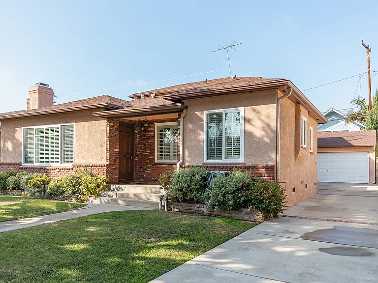 11033 Barman Ave — Photo 1