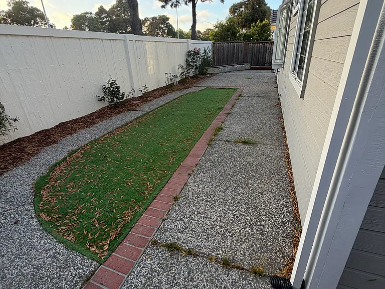 4780 Cabello St — Photo 24