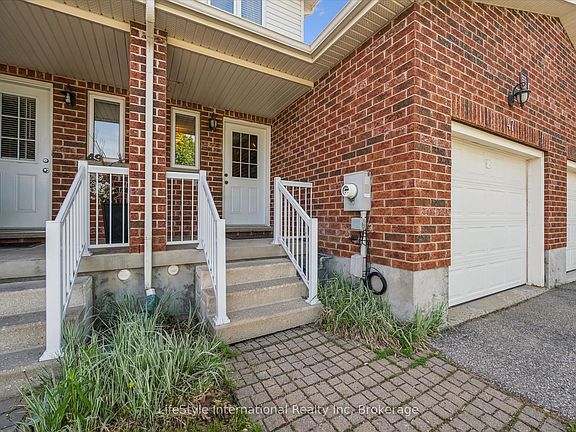 4th image of 47 Hasler Cres