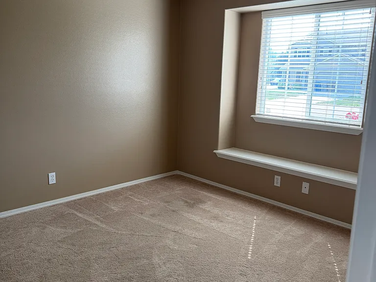252 Archer Rd — Photo 12