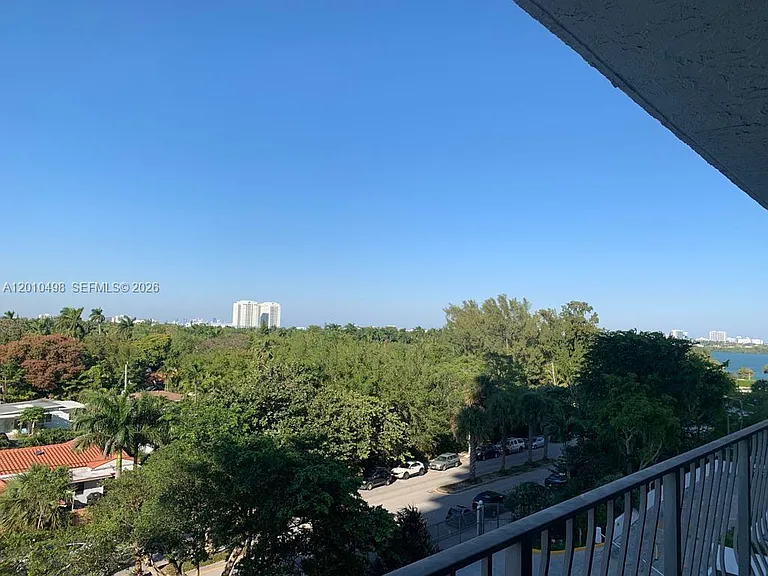 780 NE 69th St #506 — Photo 8