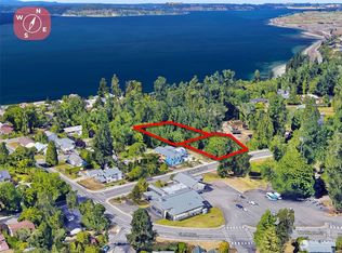 2040 Nisqually St, Steilacoom, WA 98388