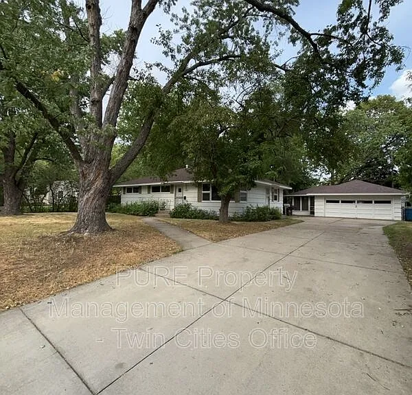 10525 Abbott Ave S — Photo 30