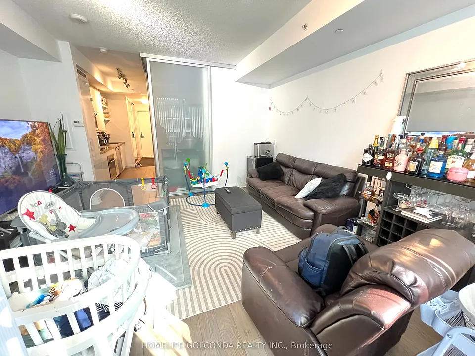 60 Annie Craig Dr #710