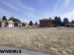 501 W 38th St, Scottsbluff, NE 69361