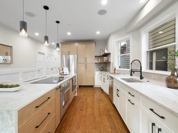 555 Somerville Ave #1, Somerville, MA 02143