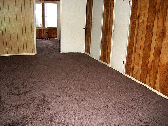 4th image of 5335 Agnes Ave