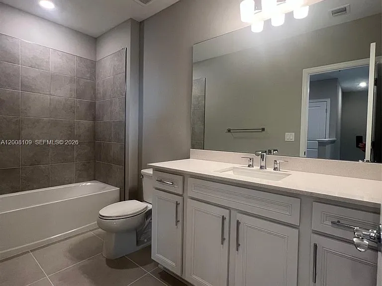 12222 SW Myrtle Oak Dr — Photo 17