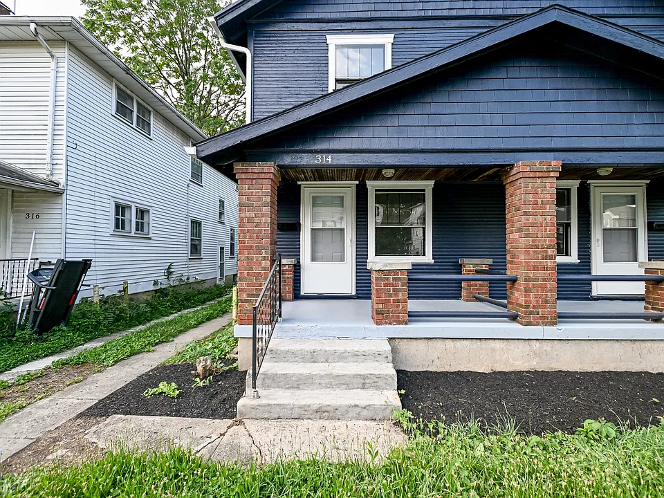 312-314 Pointview Ave #314