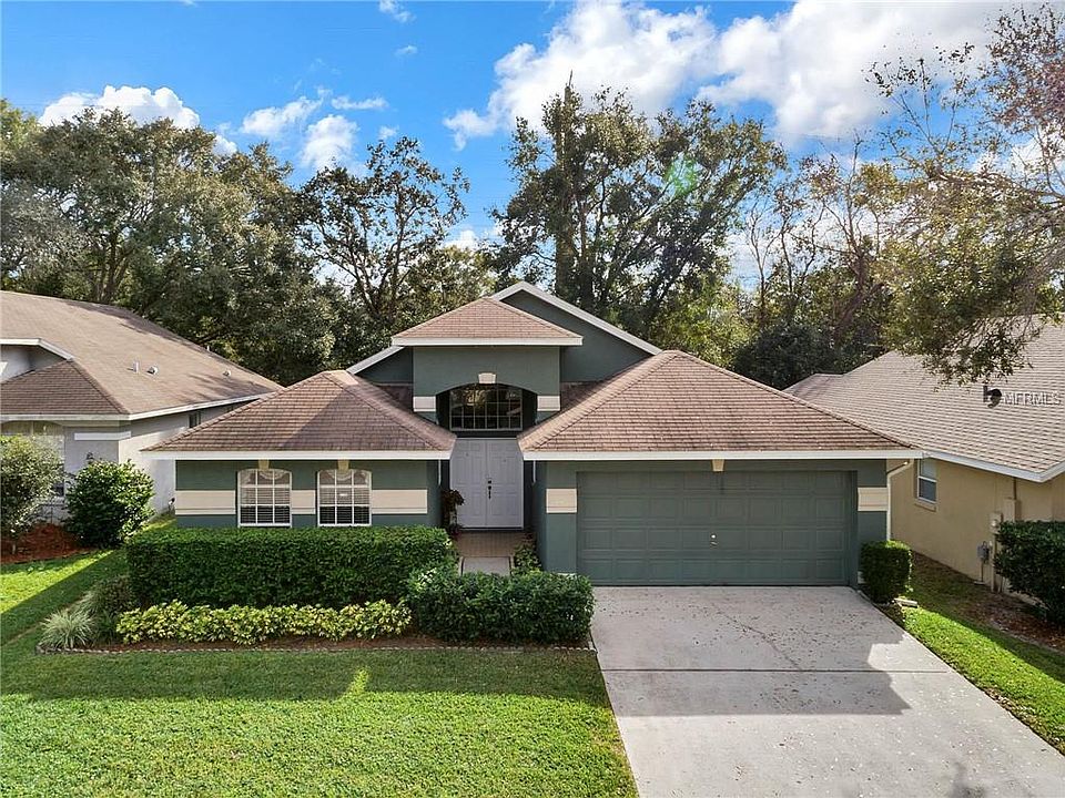 1st image of 228 Easton Cir