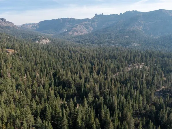 5N01 Eagle Meadow Rd, Strawberry, CA 95375