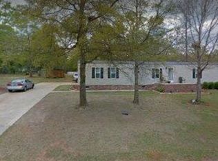 2525 Equinox Ave, Dalzell, SC 29040