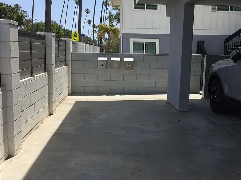 1505 Palm Ave #B — Photo 7