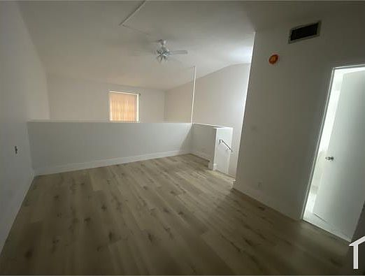 5th image of 811 E Broward Blvd APT 1