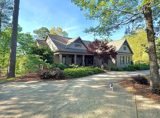 425 Blue Water Pointe Dr, Jasper, AL 35504