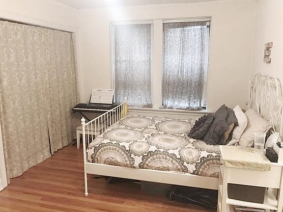 4th image of 3342 N Marshfield Ave #207
