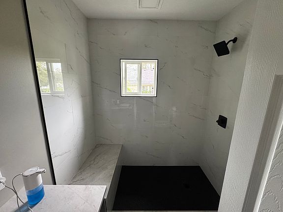 3rd image of 2719 Mersington Ave