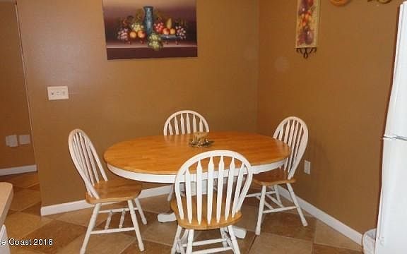 5th image of 22 Tulip Ave #330