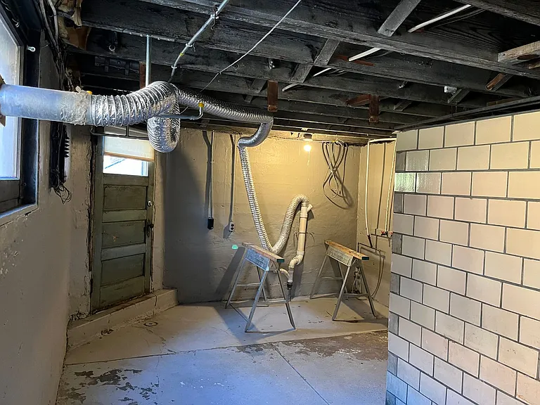 2102 Maryland Ave — Photo 37