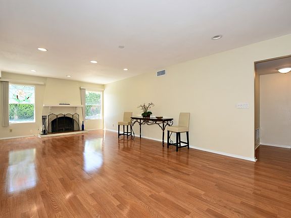 2nd image of 2217 Westwood Dr
