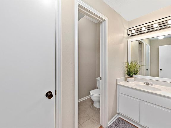 5th image of 800 Country Place Dr Unit 502