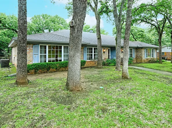 1013 Mountain Ter, Hurst, TX 76053