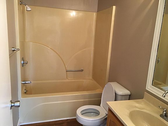 5th image of 1416 Michelle Dr #A