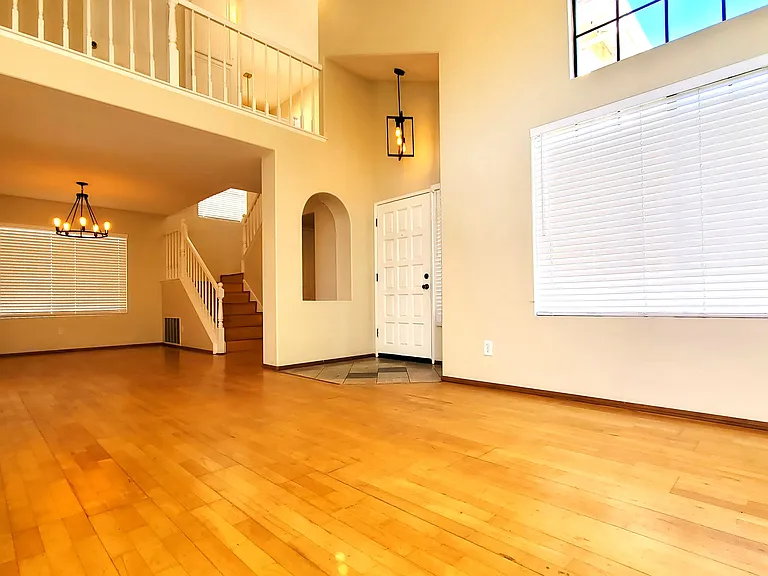 7220 Fargate Ter — Photo 2