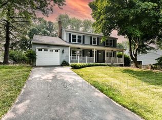 1613 Folley Lick Ct, Herndon, VA 20170