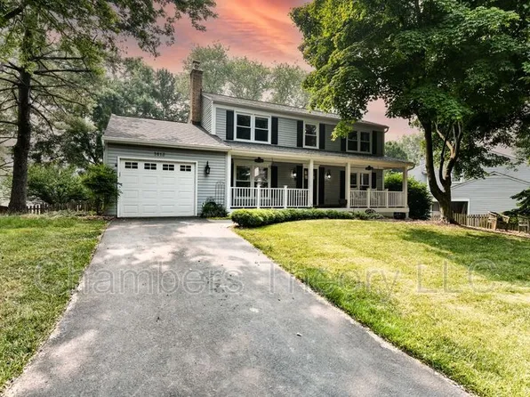 1613 Folley Lick Ct, Herndon, VA 20170