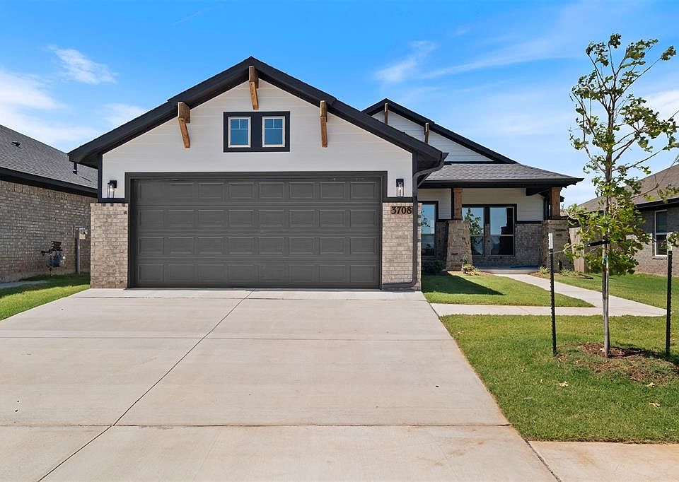 1st image of 3708 Alta Vista Dr